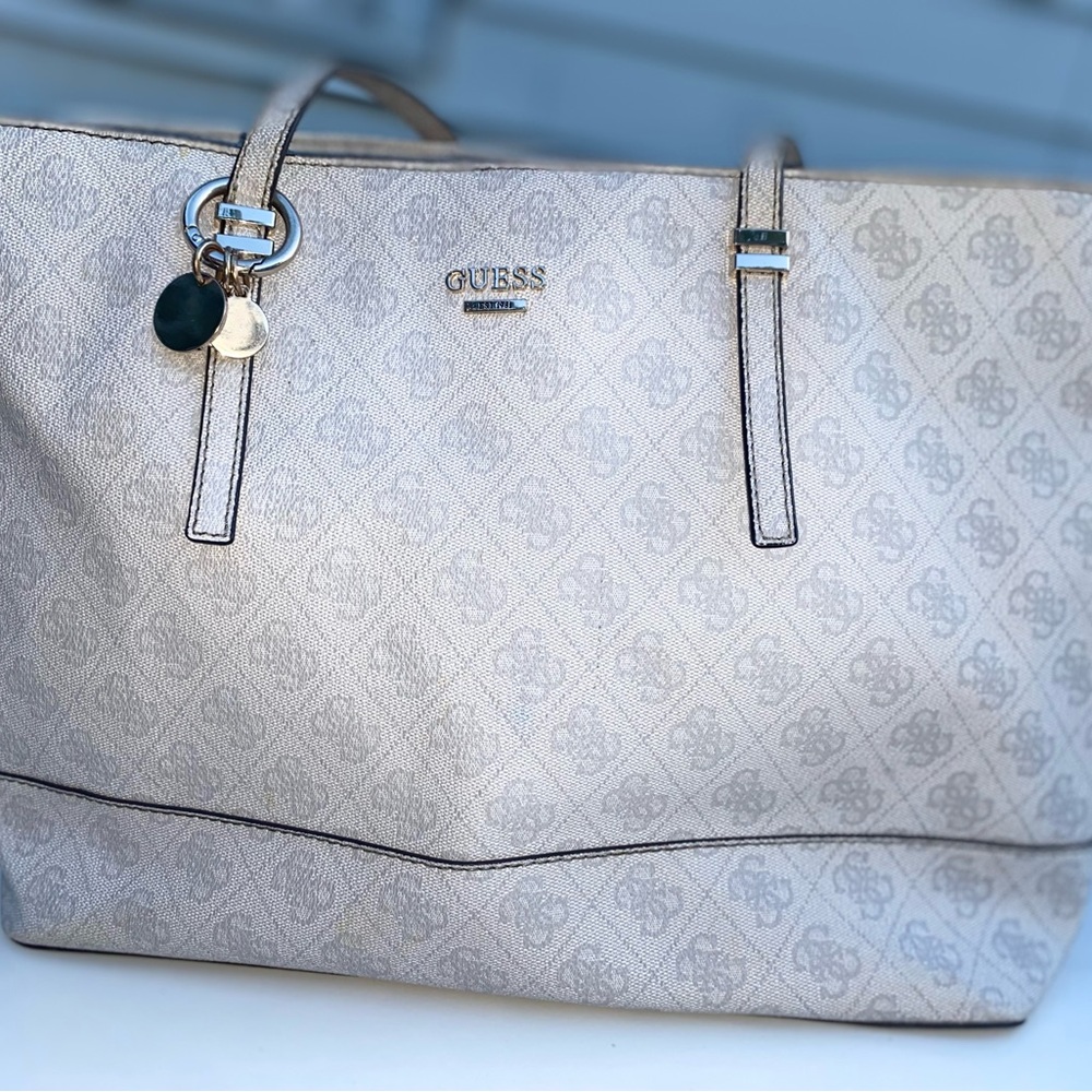 GUESS Beige Patterned Tote Bag